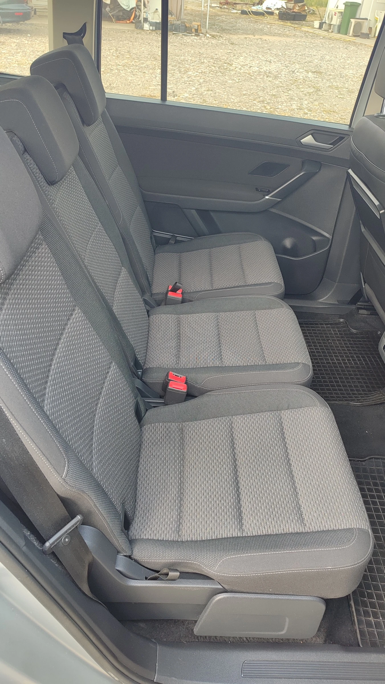 VW Touran  TDI | Mobile.bg — изображение 11