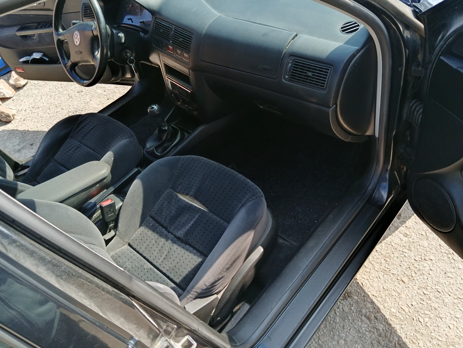 VW Golf 1.6 за части - изображение 5