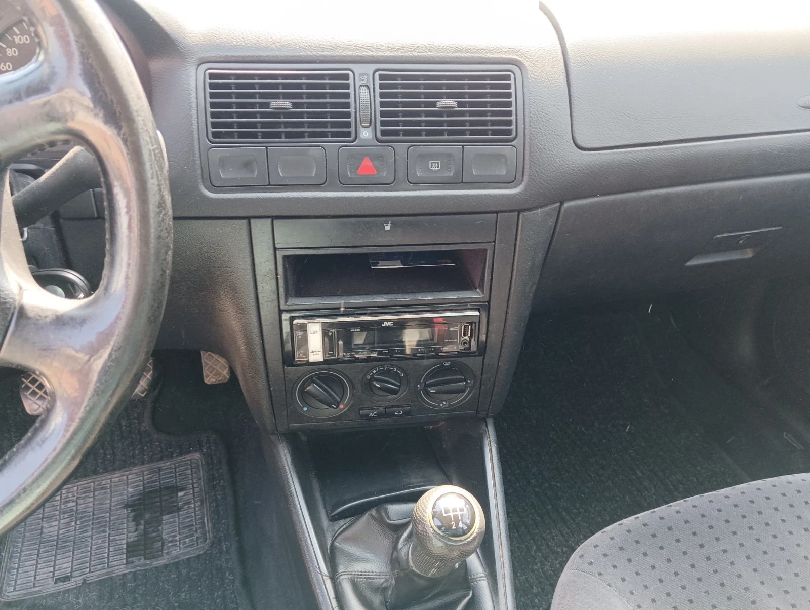 VW Golf 1.6 за части - изображение 6