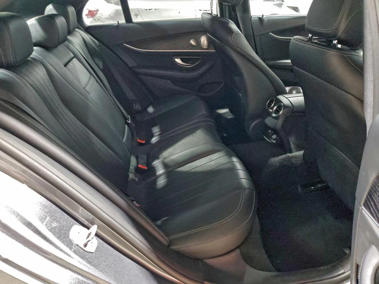 Mercedes-Benz E 300 AMG* 4matic* 98k km* Подгрев* м.Точки* Камера*  - изображение 10