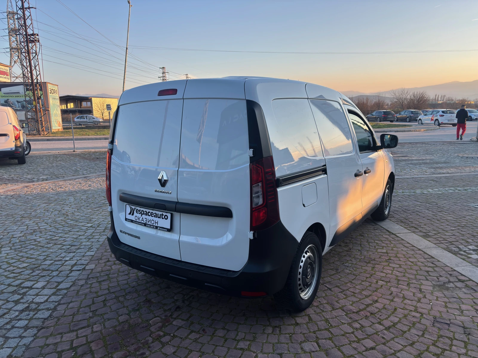 Renault Express 1, 5 Blue dCi 75 hp BVM6 | Mobile.bg � ����������� 2
