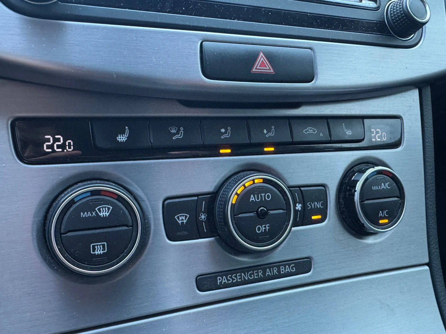 VW Passat SS 2.0TDI BMT, снимка 16 - Автомобили и джипове - 55650372