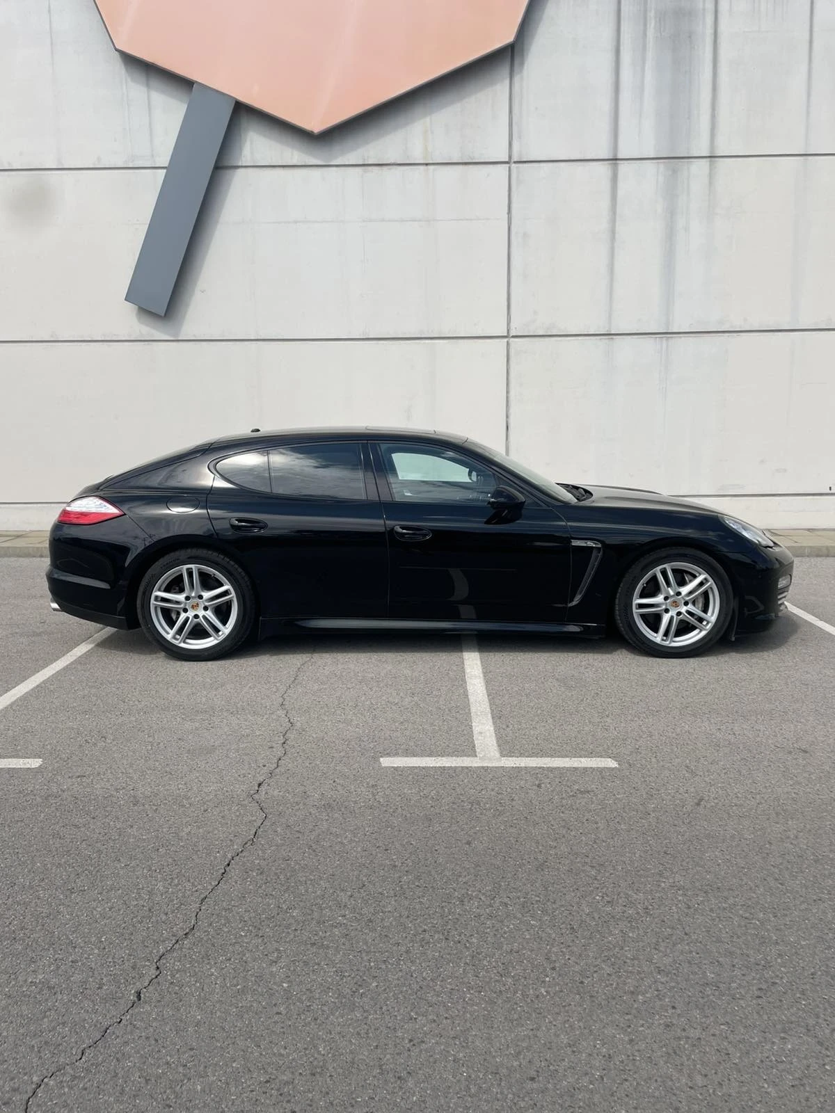 Porsche Panamera 3.6 4x4 PDK Chrono Carplay Обдухване , снимка 3 - Автомобили и джипове - 54093096