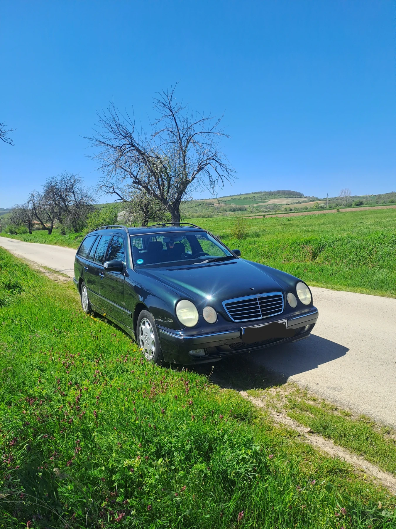Mercedes-Benz E 220