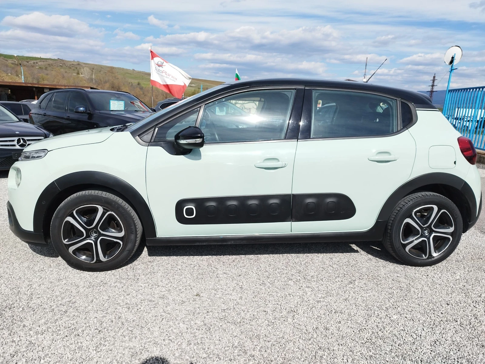 Citroen C3 1.2I 110кс.6ск. PureTech, снимка 2 - Автомобили и джипове - 54172000