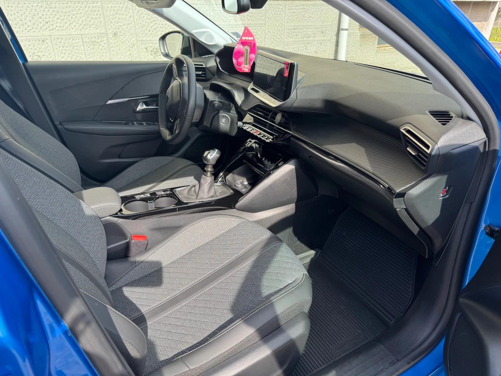 Peugeot 208 ALLURE, снимка 7 - Автомобили и джипове - 54306678