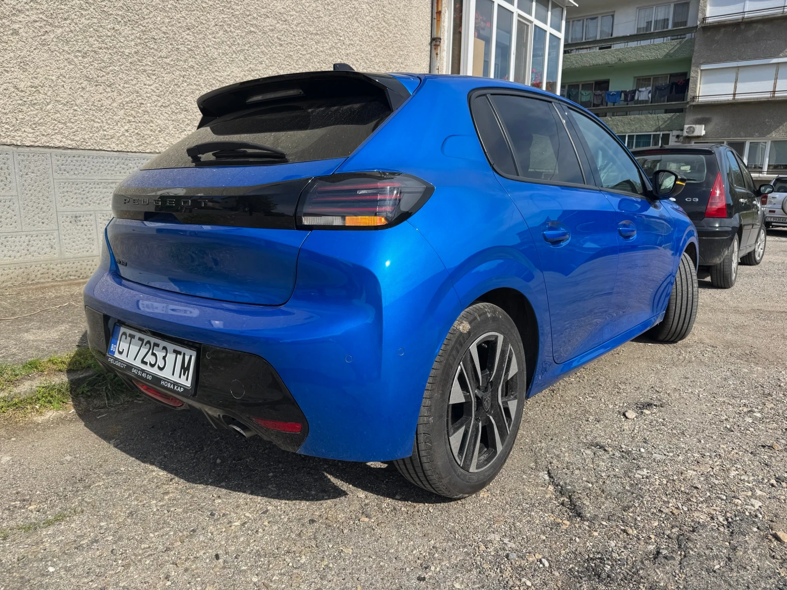 Peugeot 208 ALLURE, снимка 4 - Автомобили и джипове - 54306678