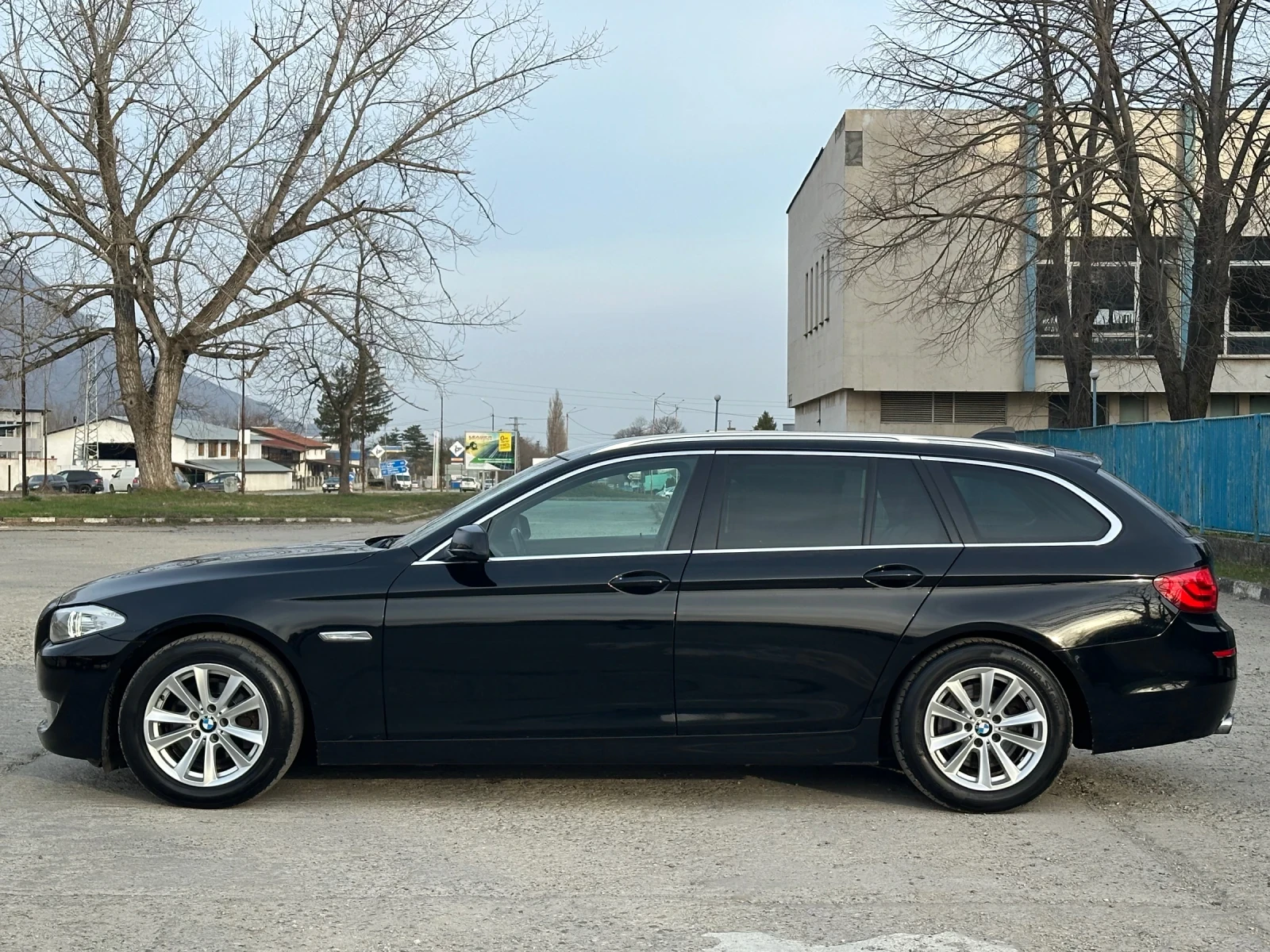 BMW 520 520d, снимка 2 - Автомобили и джипове - 54784271
