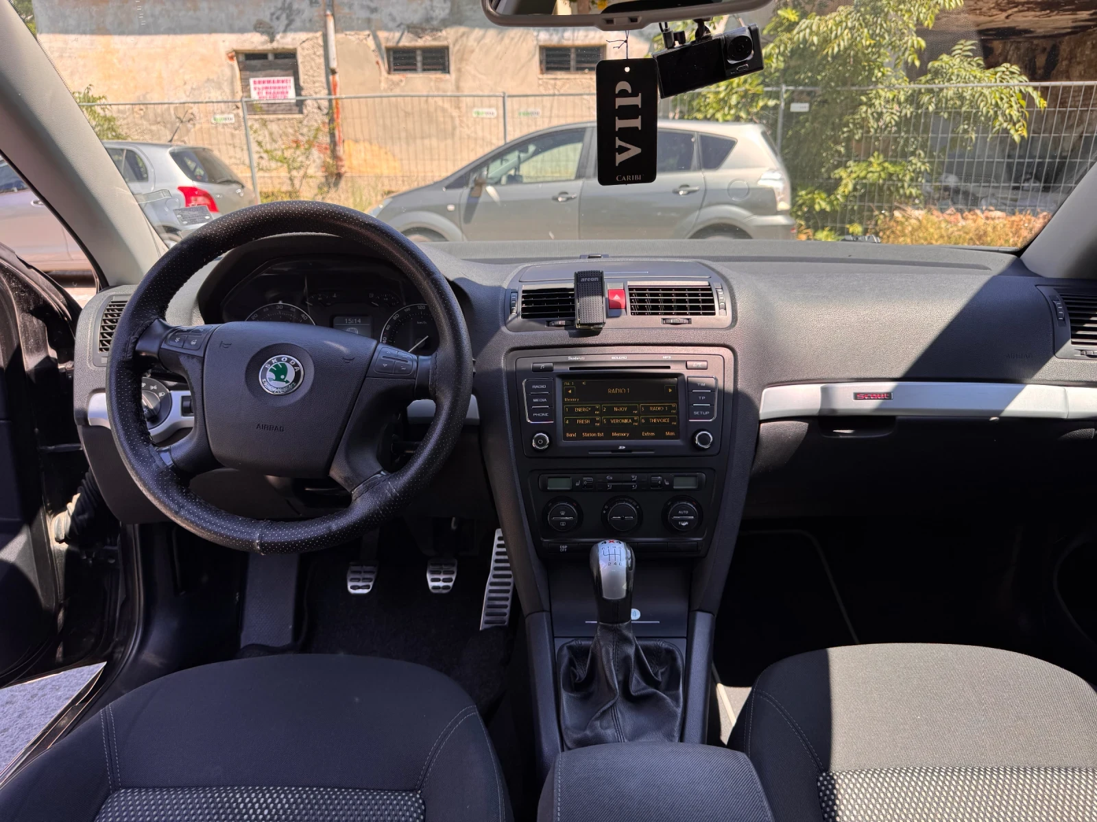 Skoda Octavia Scout, снимка 10 - Автомобили и джипове - 54875319