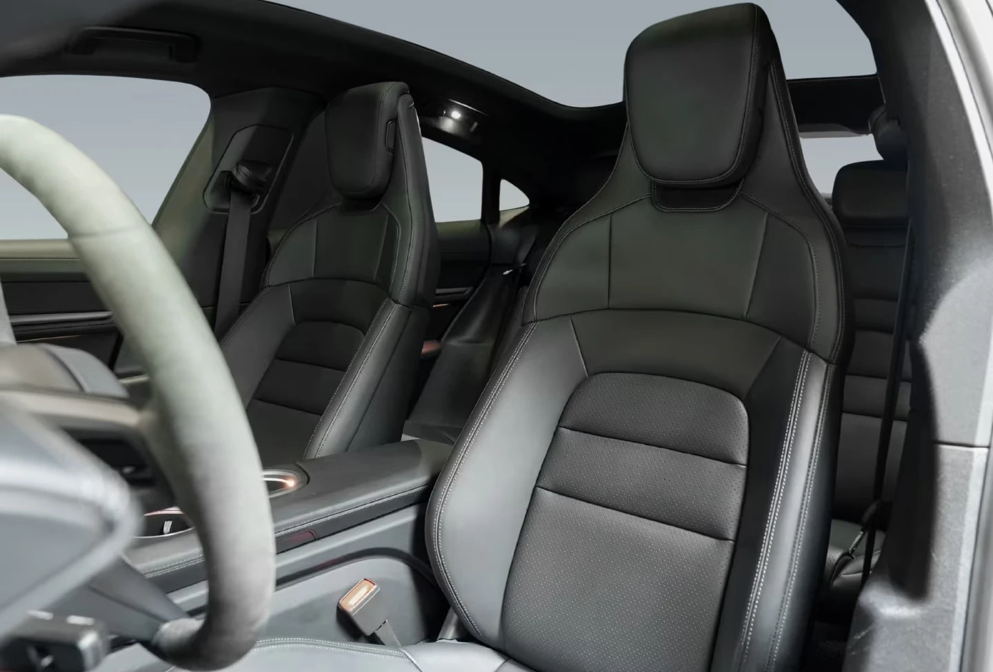 Porsche Taycan 4S / BOSE / PANO / 360 / MATRIX / SPORT CHRONO , снимка 10 - Автомобили и джипове - 55097263