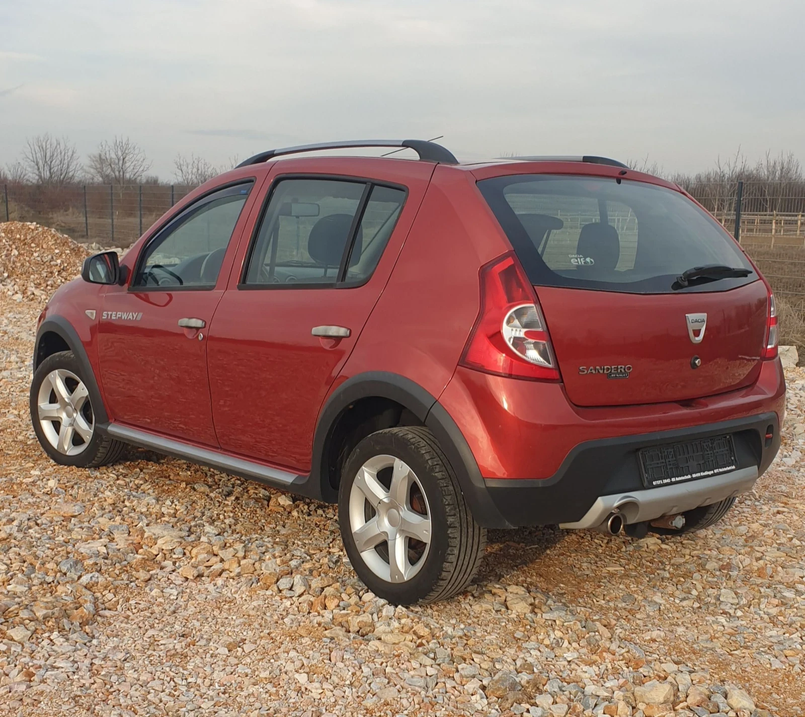Dacia Sandero 1.6 Stepway LPG/Газ, снимка 3 - Автомобили и джипове - 55159361