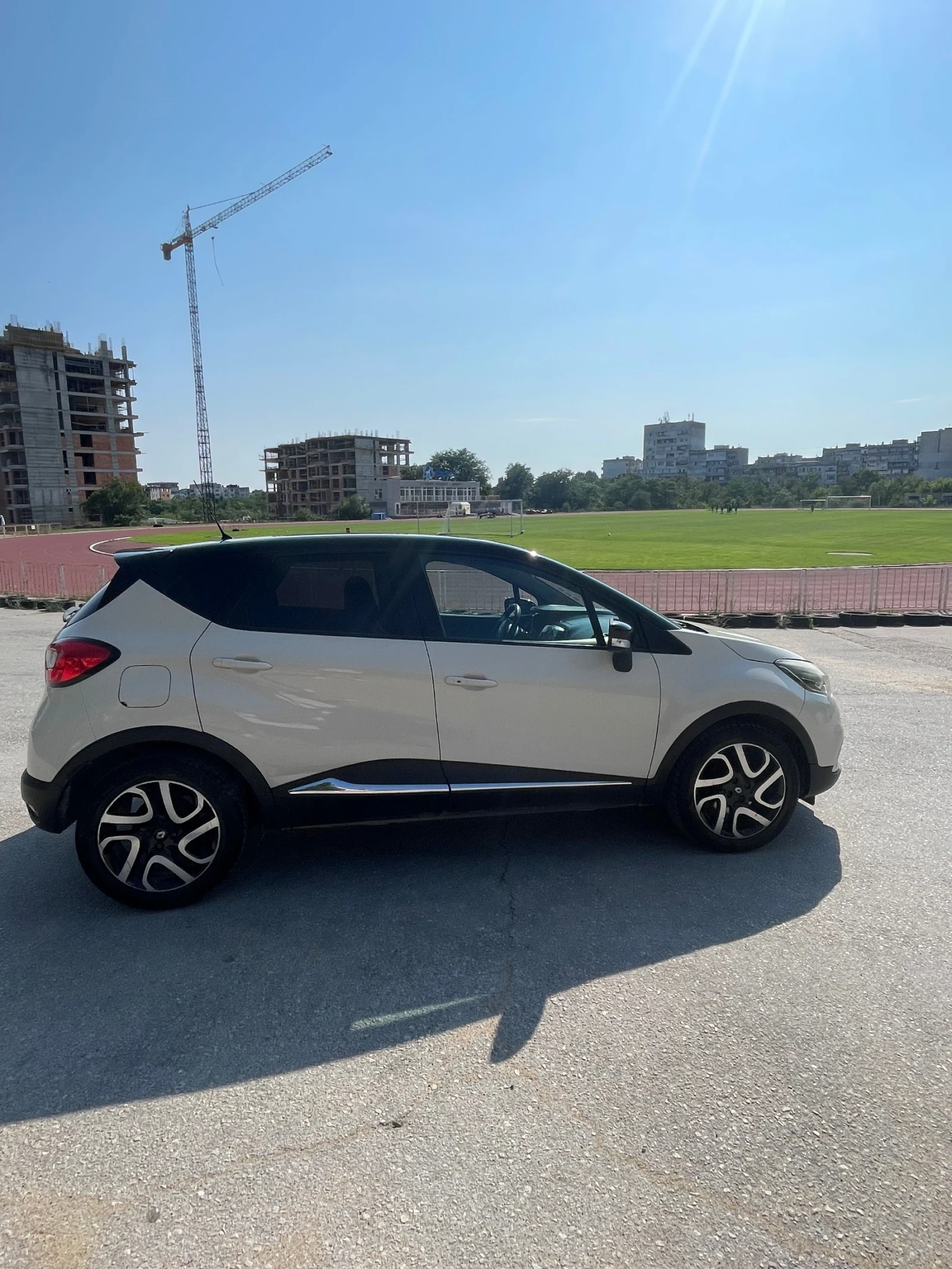 Renault Captur, снимка 7 - Автомобили и джипове - 55335283