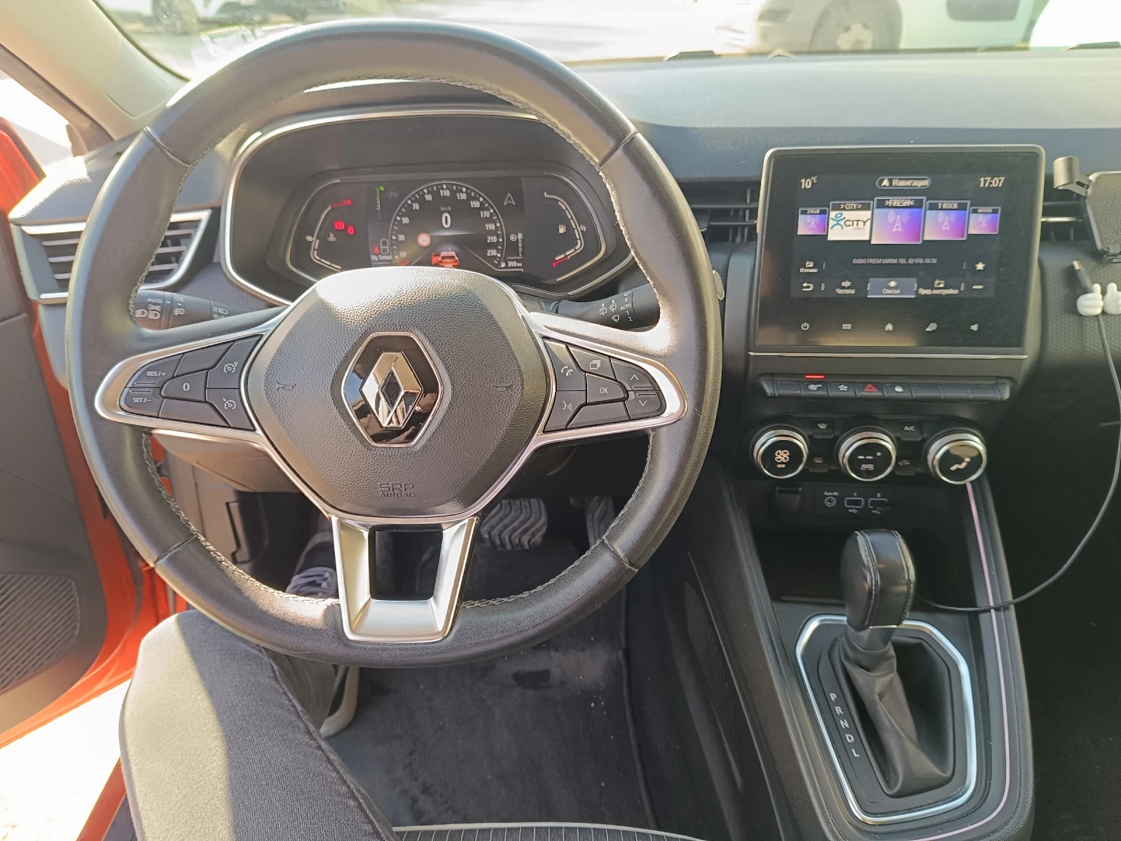 Renault Clio 5 INTENS АВТОМАТИК, снимка 13 - Автомобили и джипове - 55504129