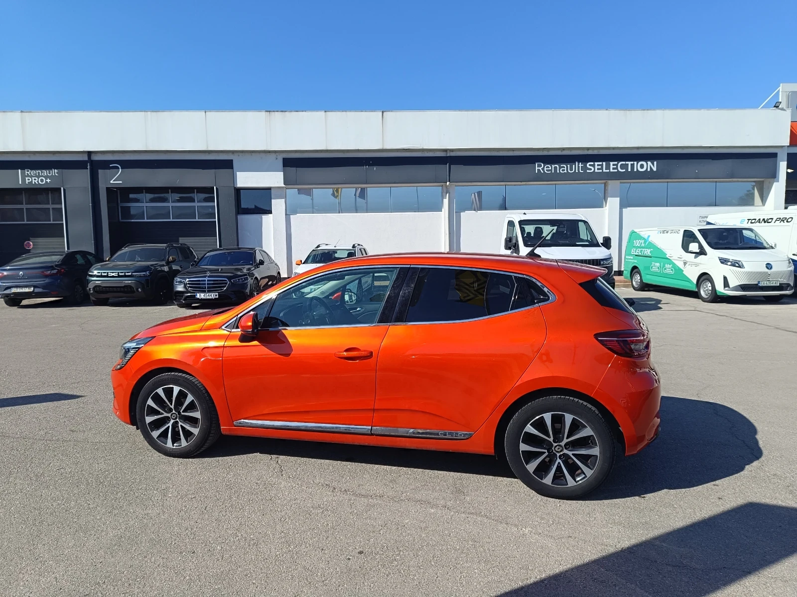Renault Clio 5 INTENS АВТОМАТИК, снимка 6 - Автомобили и джипове - 55504129