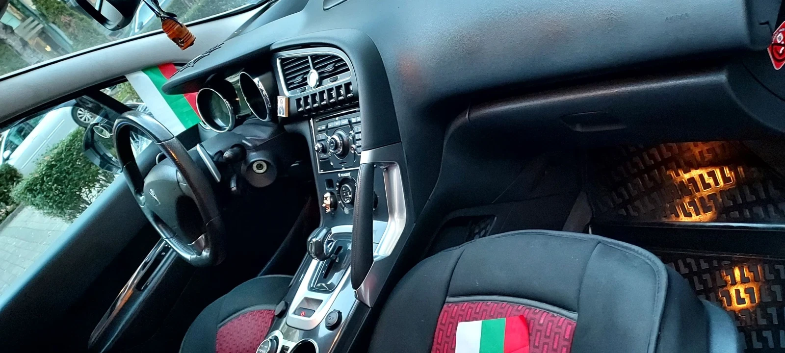 Peugeot 3008 Hy4, снимка 7 - Автомобили и джипове - 55512452