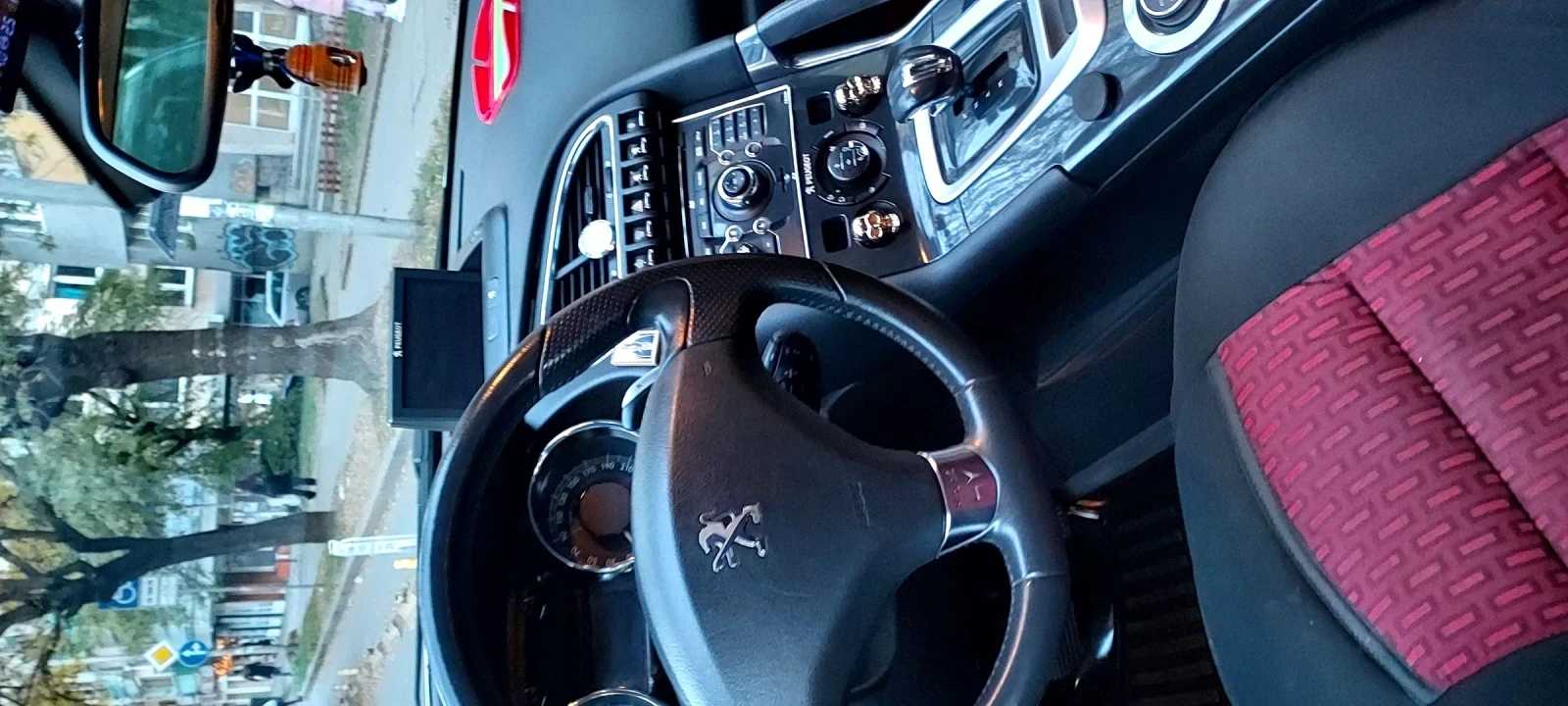 Peugeot 3008 Hy4, снимка 3 - Автомобили и джипове - 55512452