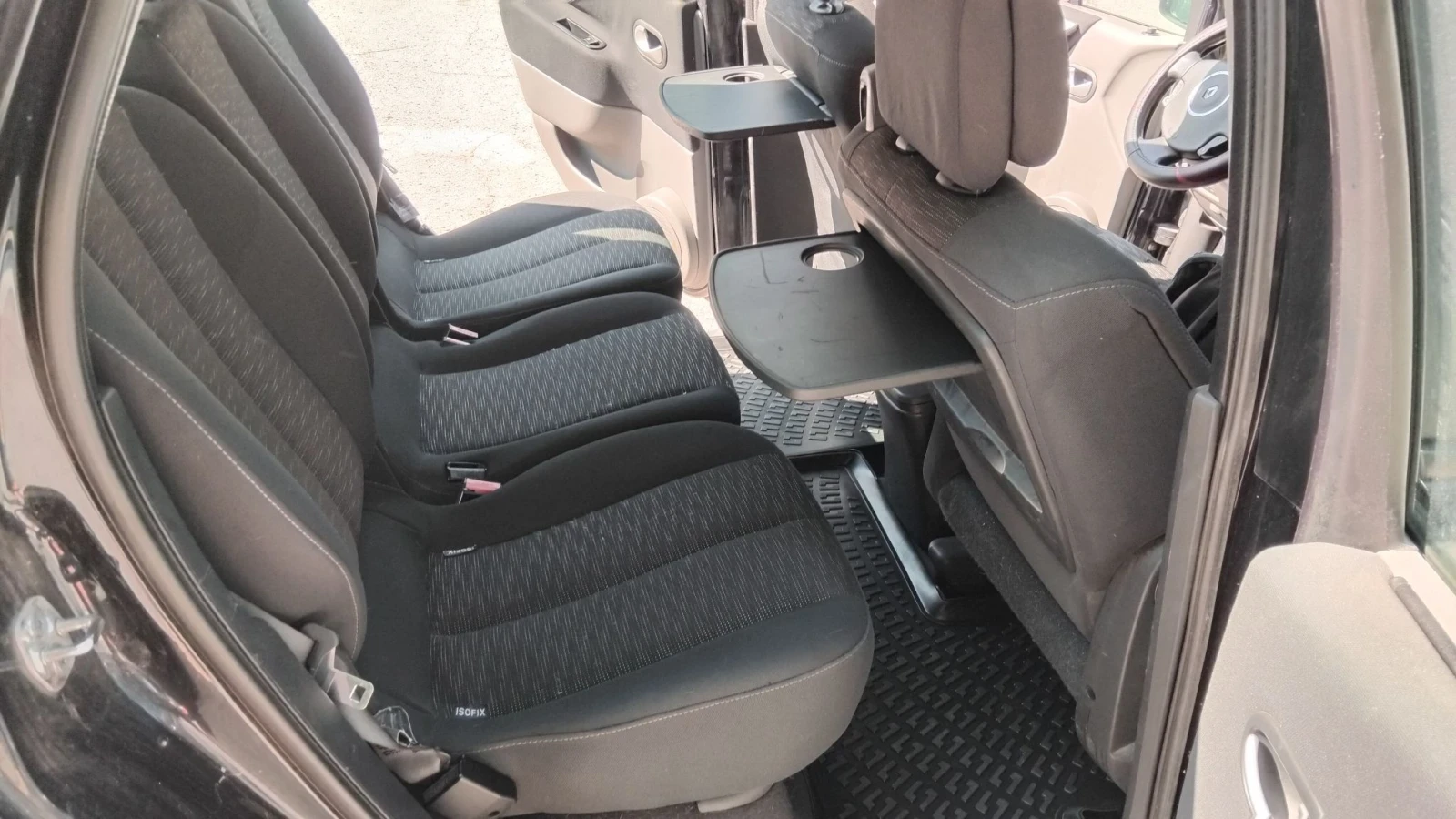 Renault Scenic, снимка 9 - Автомобили и джипове - 55772012