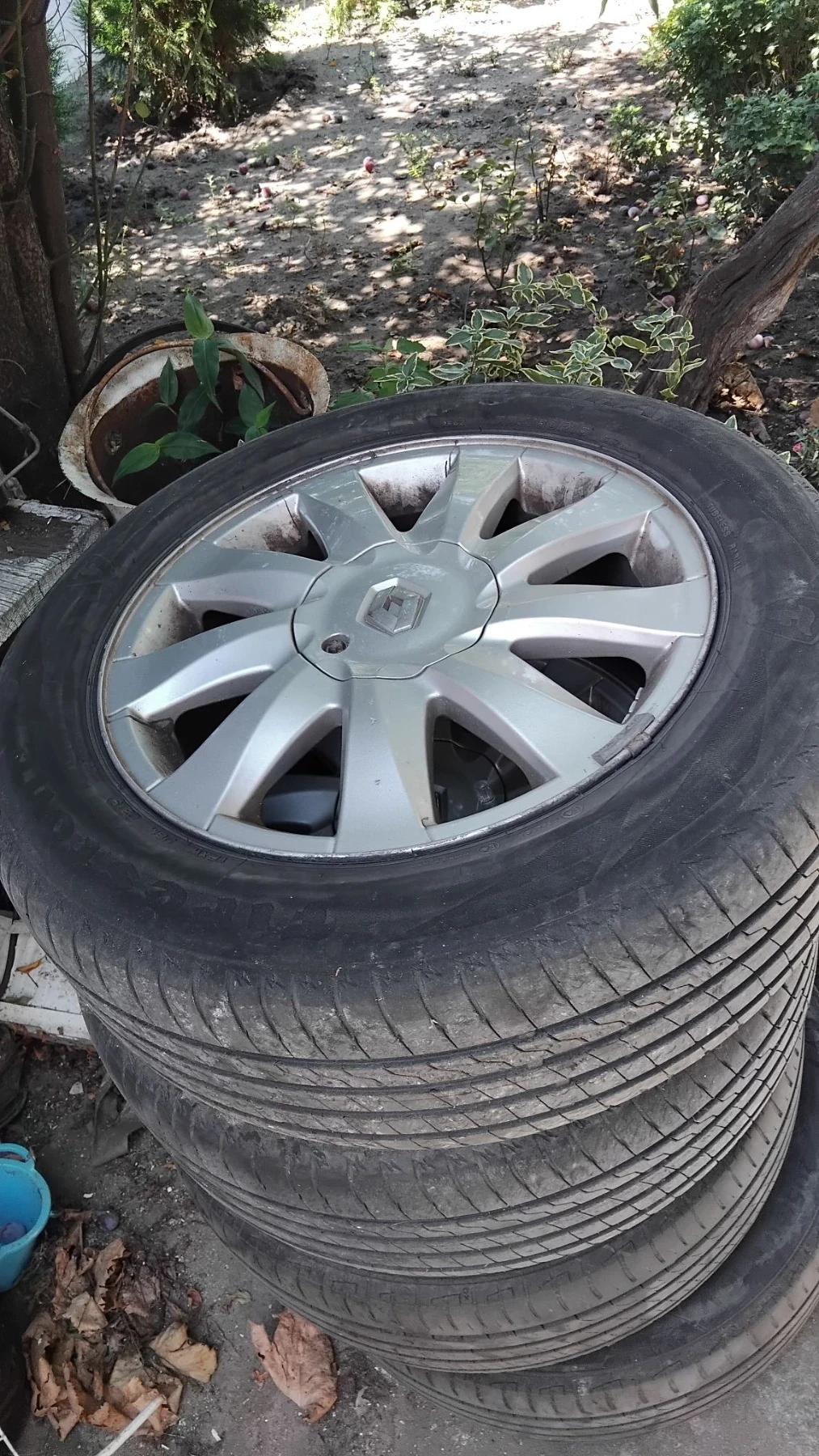 Renault Scenic, снимка 3 - Автомобили и джипове - 55772012