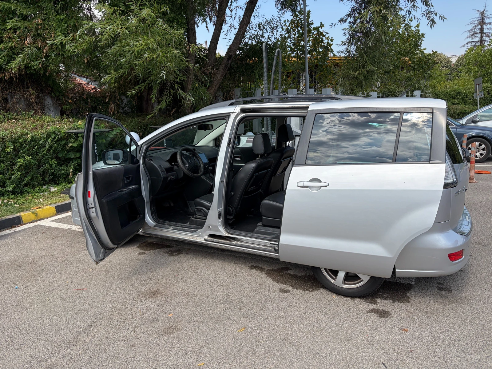 Mazda 5