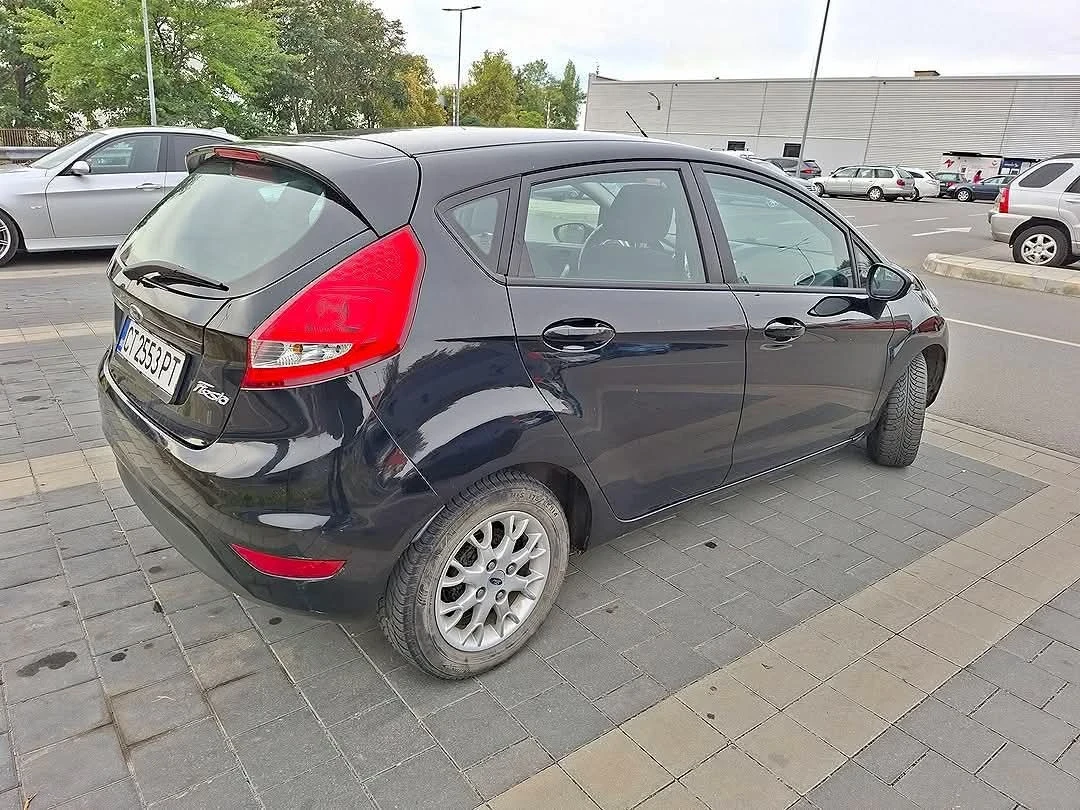 Ford Fiesta, снимка 7 - Автомобили и джипове - 56447542