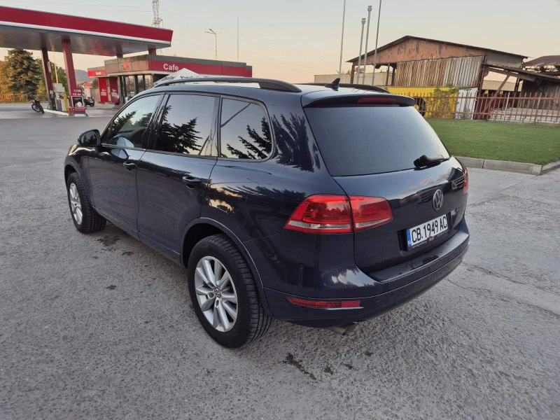 VW Touareg 3.0TDI* TOP* подгрев на вона* камера* LED, снимка 6 - Автомобили и джипове - 47583630