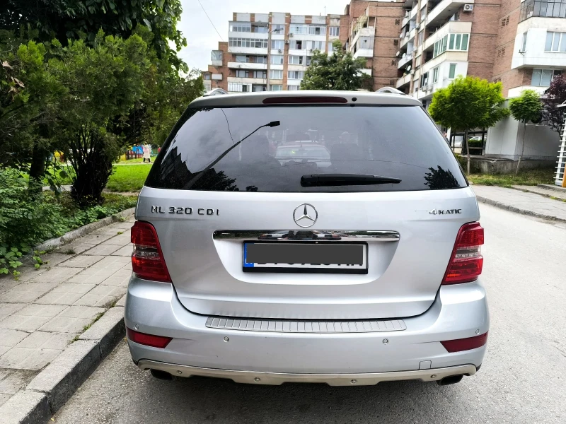 Mercedes-Benz ML 320 Premium, снимка 4 - Автомобили и джипове - 52657831
