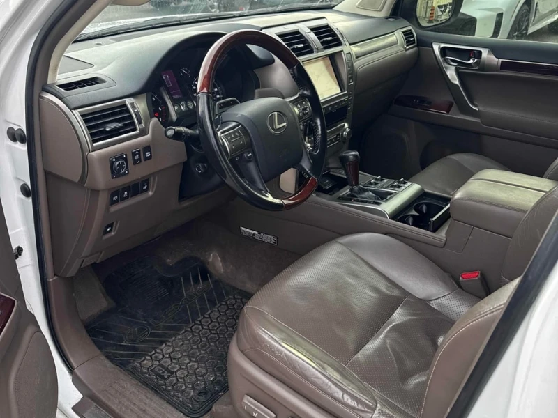 Lexus GX 460 * 4WD 4dr * CARFAX * БЕЗ ПЪРВОНАЧАЛНА ВНОСКА, снимка 5 - Автомобили и джипове - 52828700