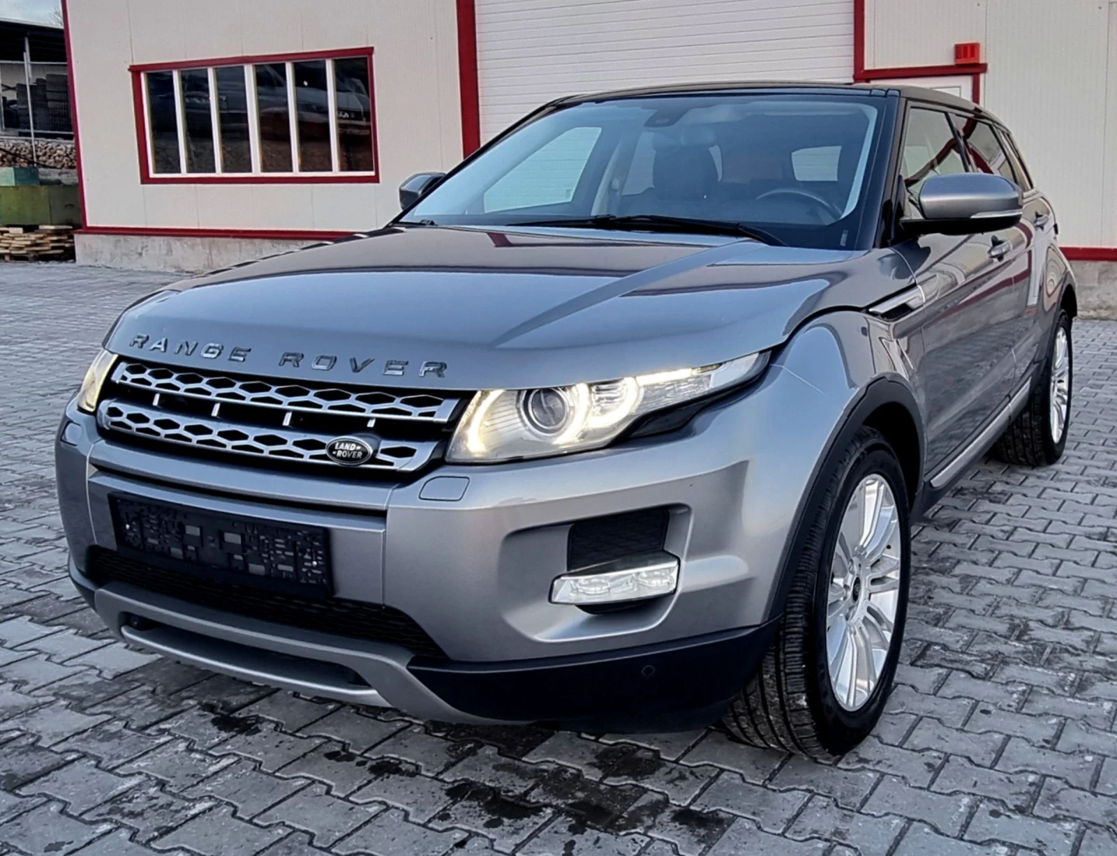 Land Rover Evoque 2.2d 150k.c. | Mobile.bg — изображение 1