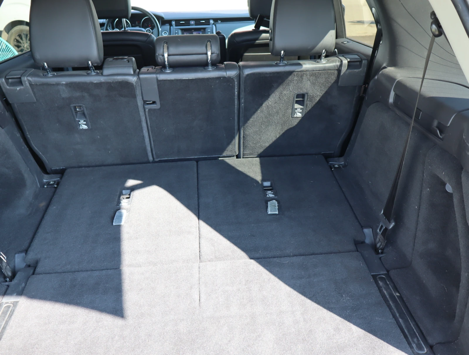 Land Rover Discovery 2.0d/240k.c./8AT/6+ 1 | Mobile.bg   11