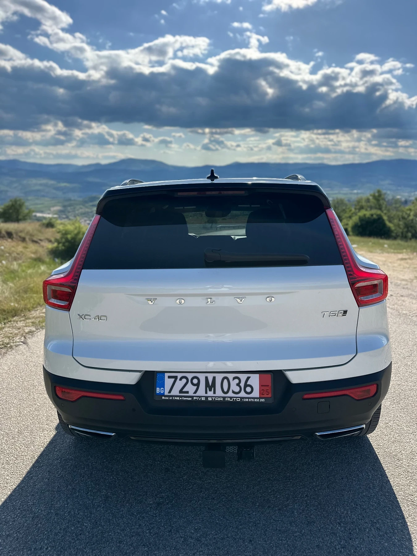 Volvo XC40 R-Design T5 * 360 * FULL LED*  - изображение 5