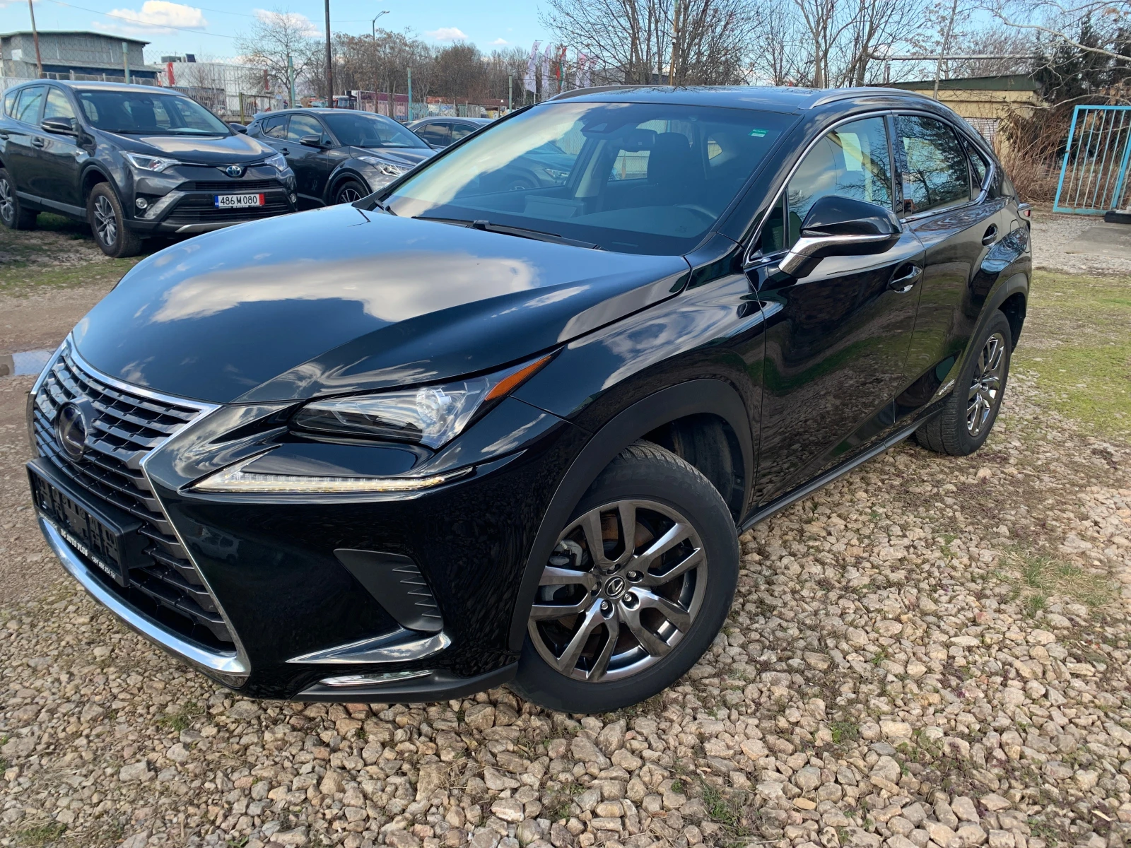 Lexus NX 300h-Пълна ГАРАНЦИЯ - изображение 2