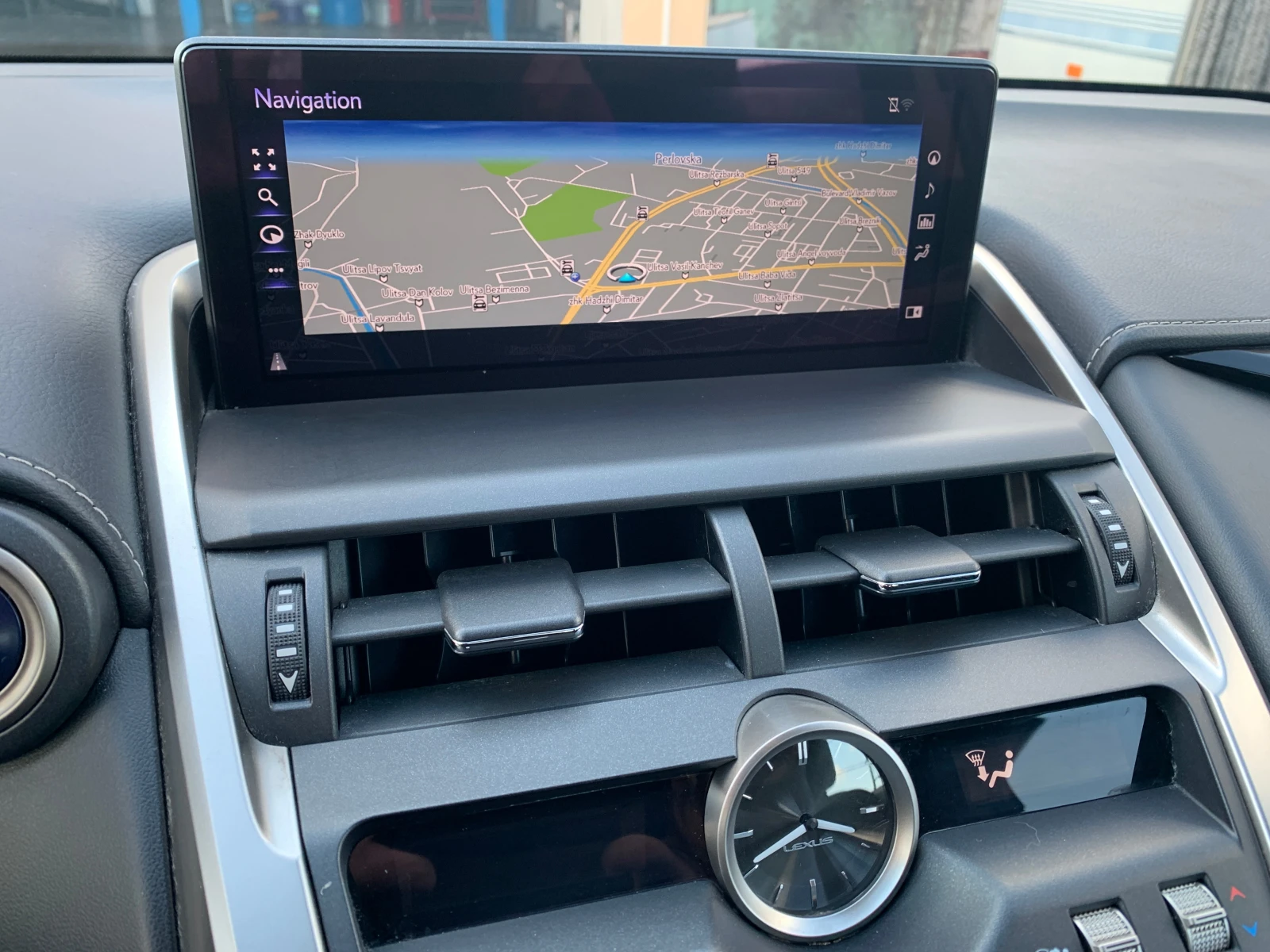 Lexus NX 300h-Пълна ГАРАНЦИЯ - изображение 10