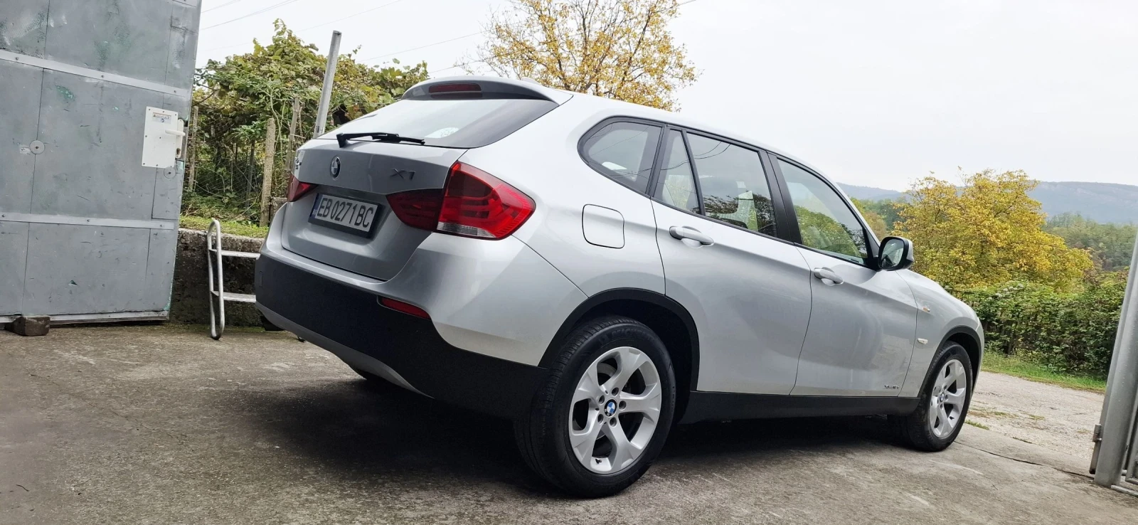 BMW X1 X-DRIVE 18d - изображение 4