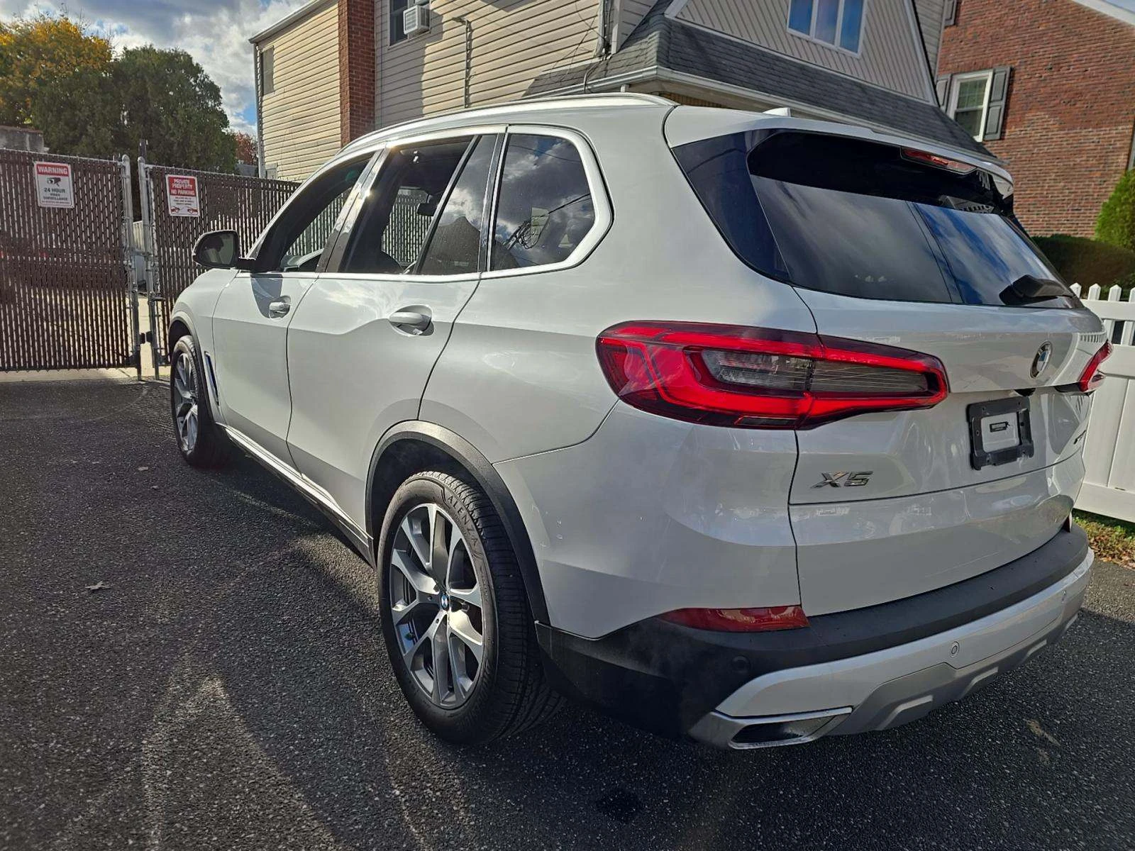 BMW X5 XDRIVE40I - изображение 2