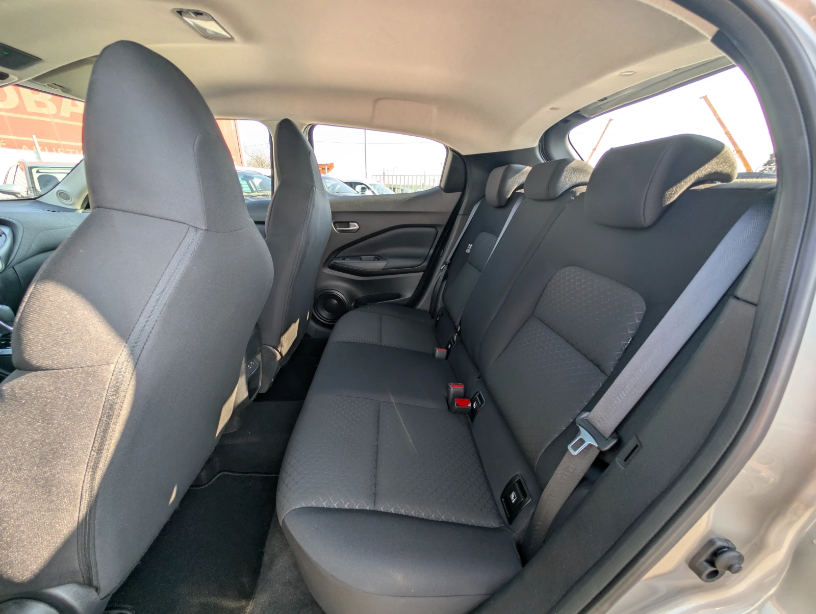 Nissan Juke 1.0 DIG-T 114�.� DCT Tekna 19�.�� | Mobile.bg � ����������� 12