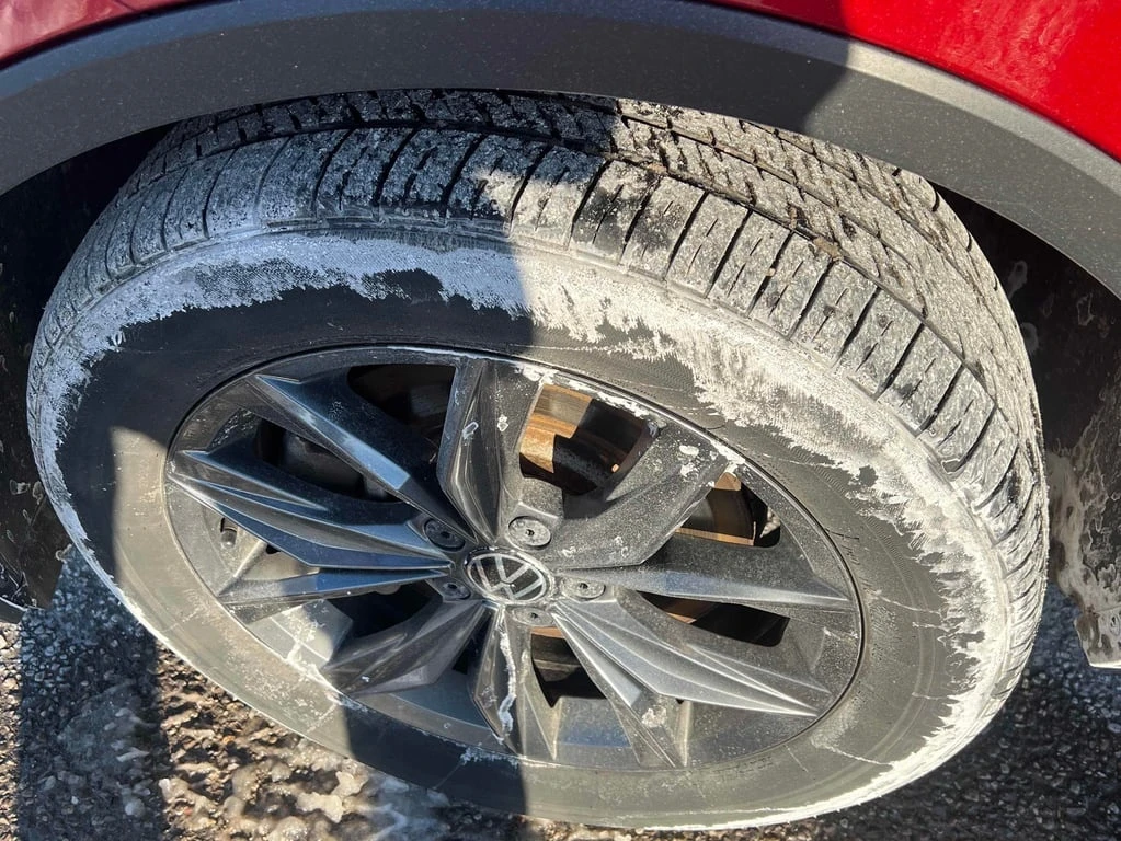 VW Tiguan Comfortline  CARFAX - изображение 7