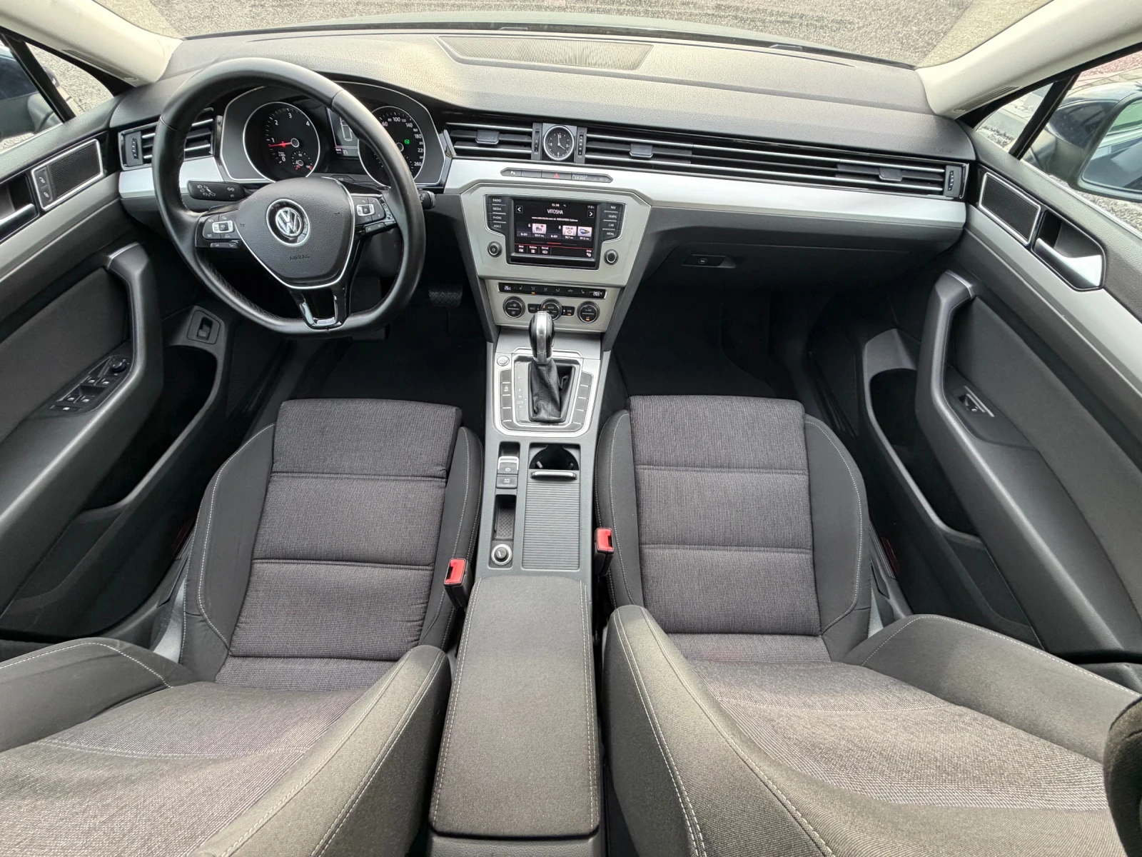 VW Passat 1.6TDI* AUTOMAT*  | Mobile.bg � ����������� 10