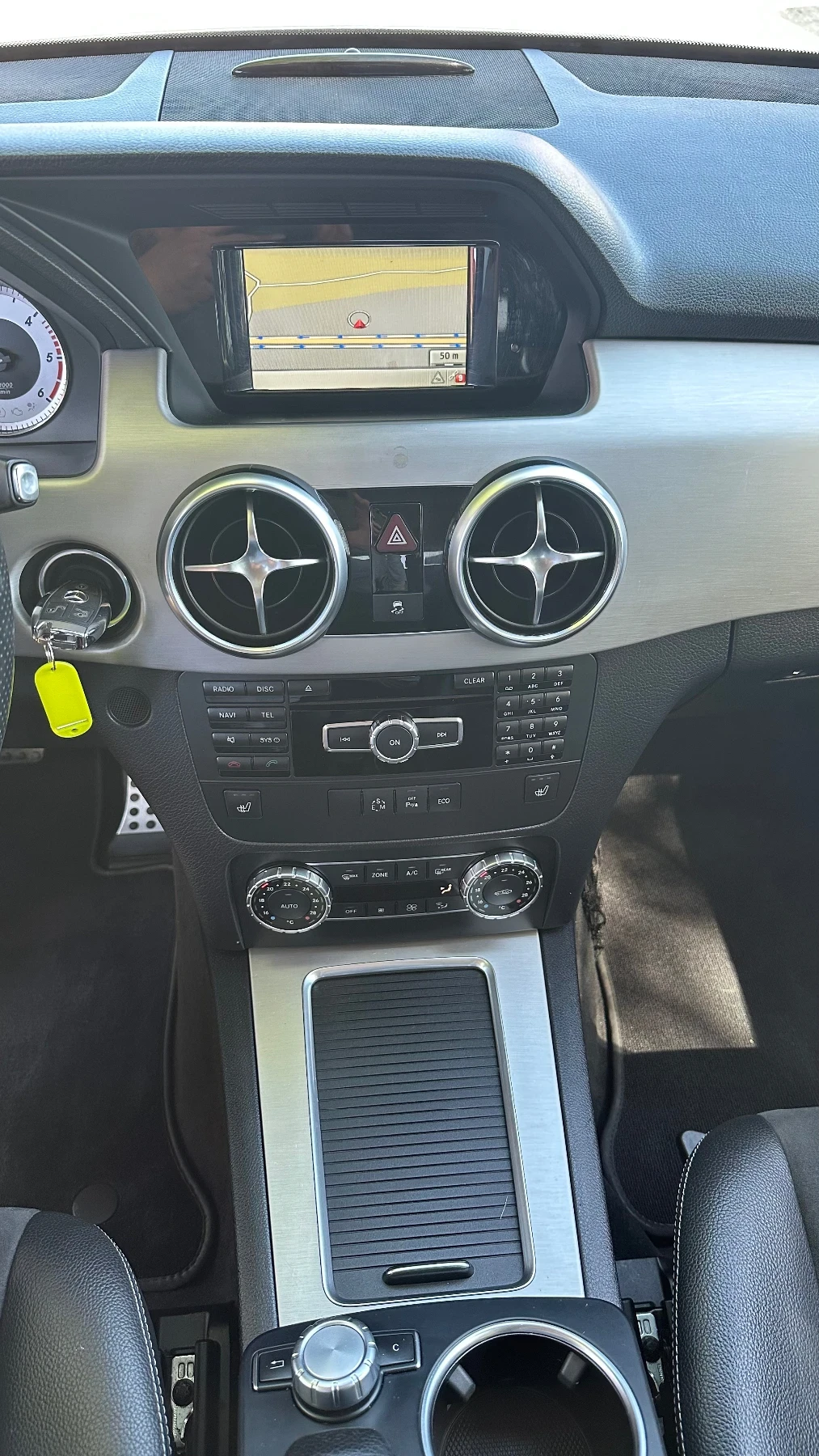 Mercedes-Benz GLK 220CDI 4MATIC, снимка 12 - Автомобили и джипове - 54375124