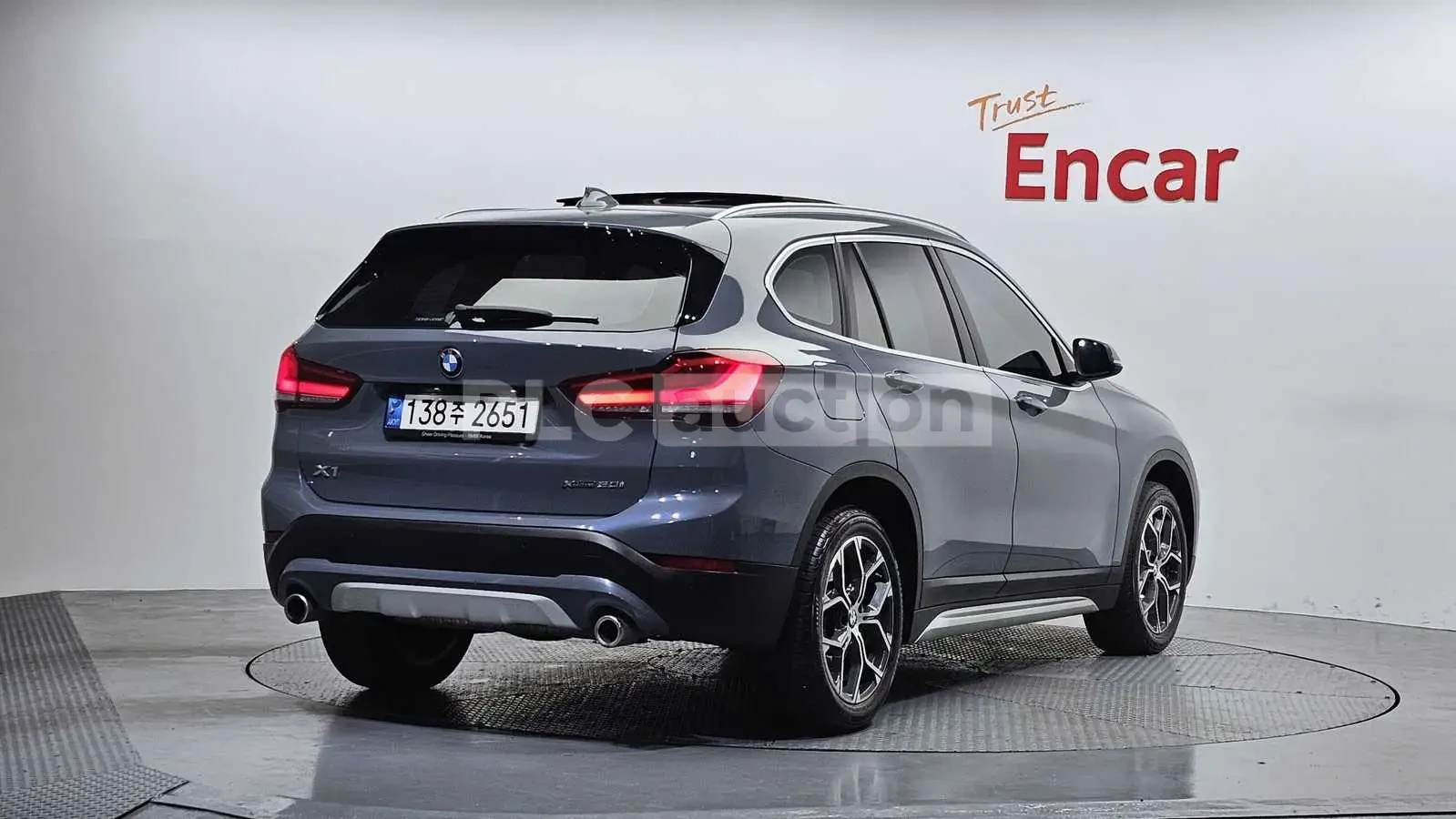 BMW X1 ПОДГРЕВИ * ПАНО * HEAD-UP * KEYLESS, снимка 2 - Автомобили и джипове - 54566904
