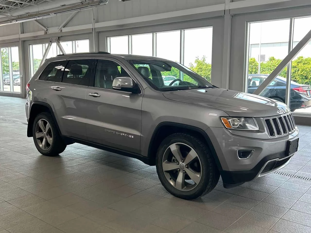 Jeep Grand cherokee * Limited * CARFAX * ОПЦИЯ ЗА ФИНАНСИРАНЕ , снимка 3 - Автомобили и джипове - 55436257