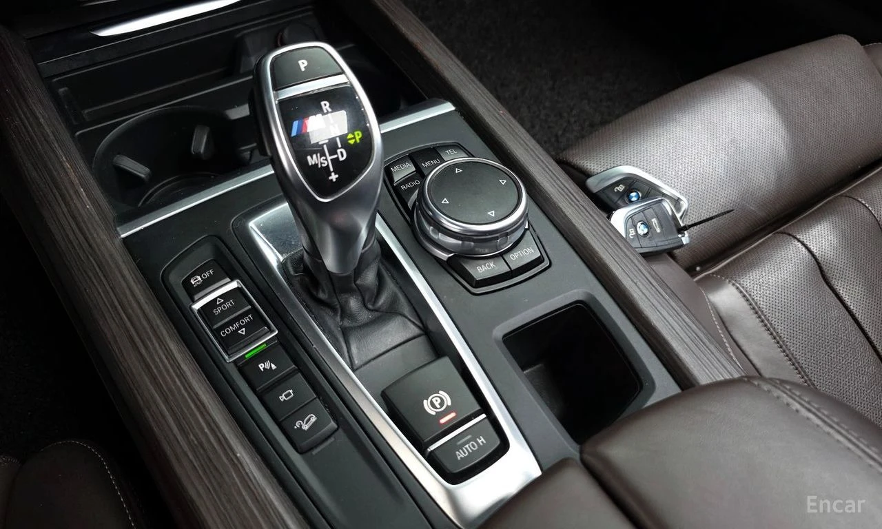 BMW X5 M50D* BANG* OLUFSEN* ДИГ* ТАБЛО* ОБДУХ* ХЕДЪП* ДИ, снимка 10 - Автомобили и джипове - 55577250