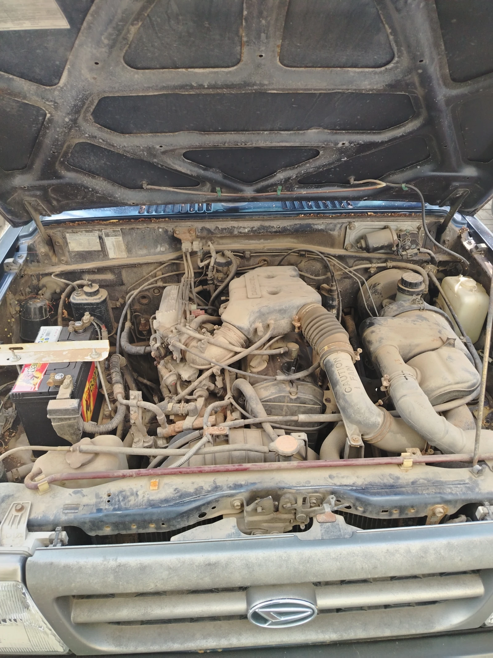 Daihatsu Feroza, снимка 13 - Автомобили и джипове - 55991938