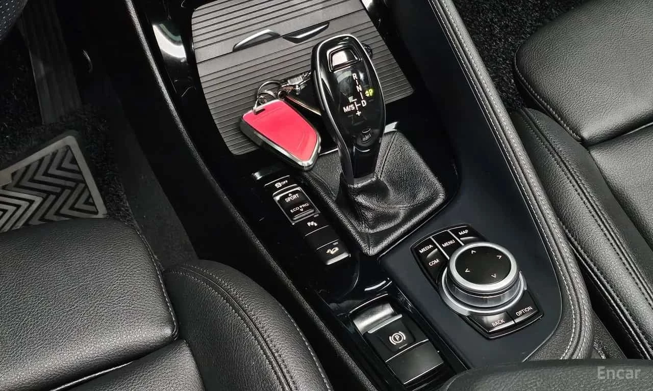 BMW X2 xDrive20i M-PACK| HUD| PANO| ПОДГРЕВИ| 2 КЛЮЧА, снимка 9 - Автомобили и джипове - 56169010