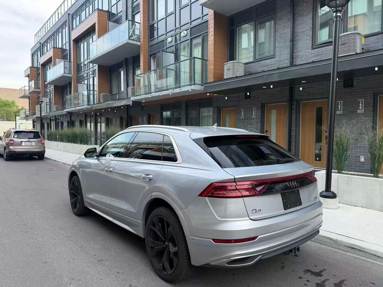 Audi Q8 QUATTRO * BANG&OLUFSEN* ���������* 360 ������*    | Mobile.bg � ����������� 6