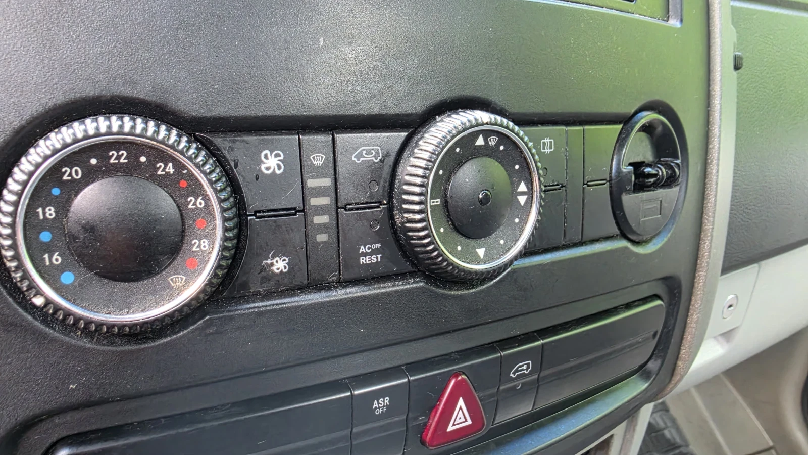 Mercedes-Benz Sprinter Тристранен самосвал , снимка 10 - Бусове и автобуси - 55057853