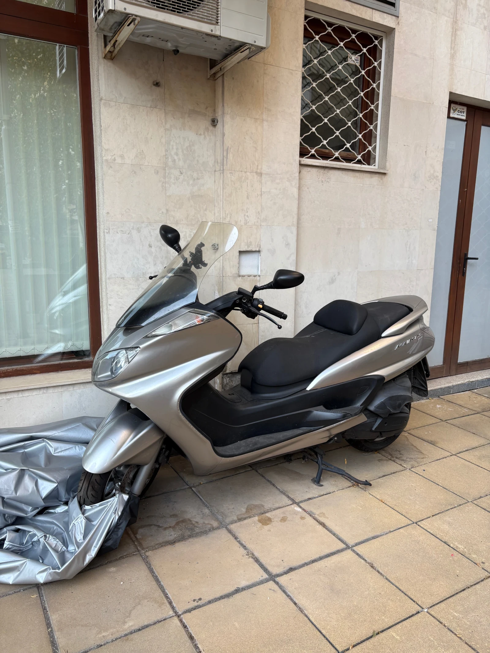Yamaha Majesty