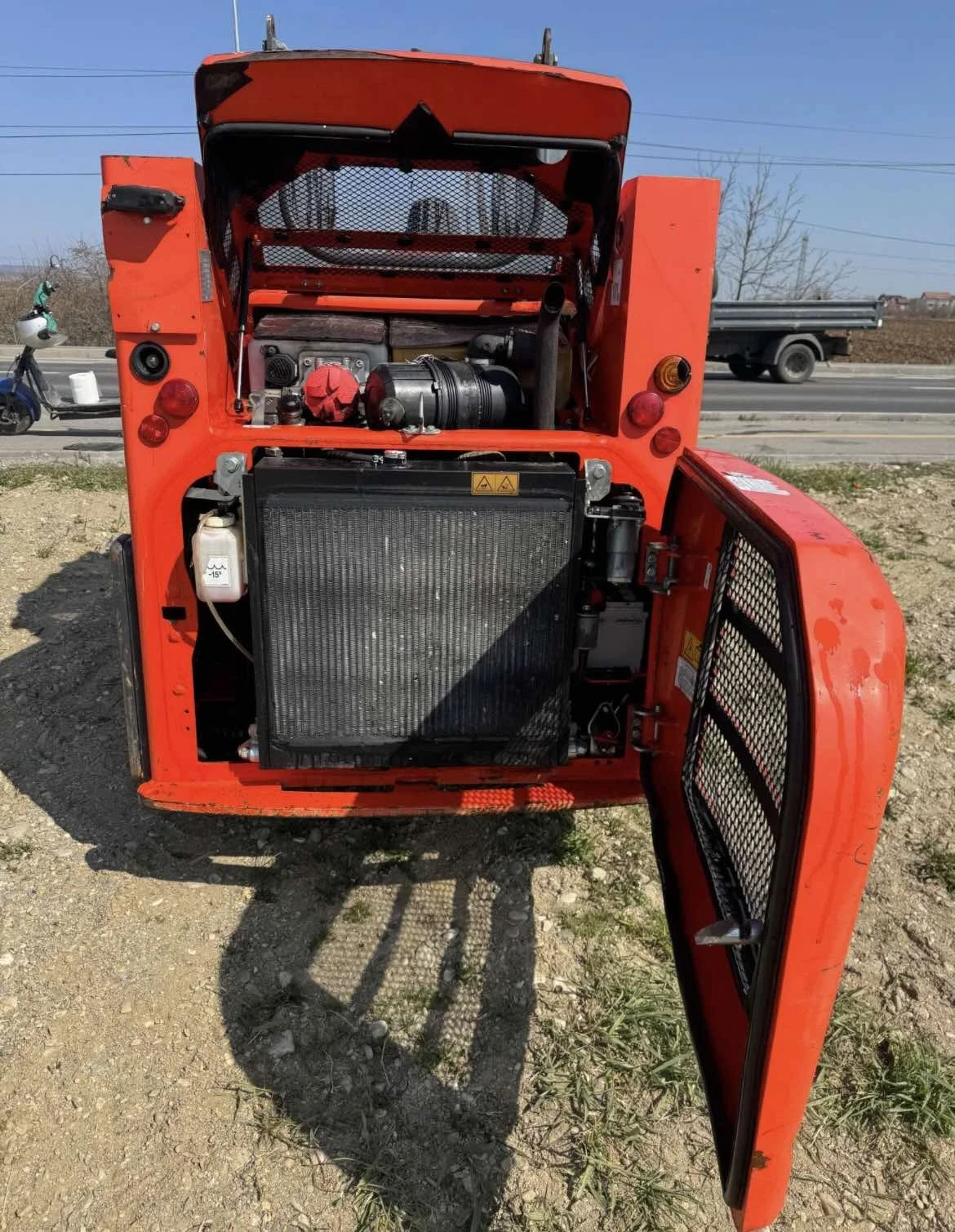 Мини челни товарачи Bobcat  - изображение 2