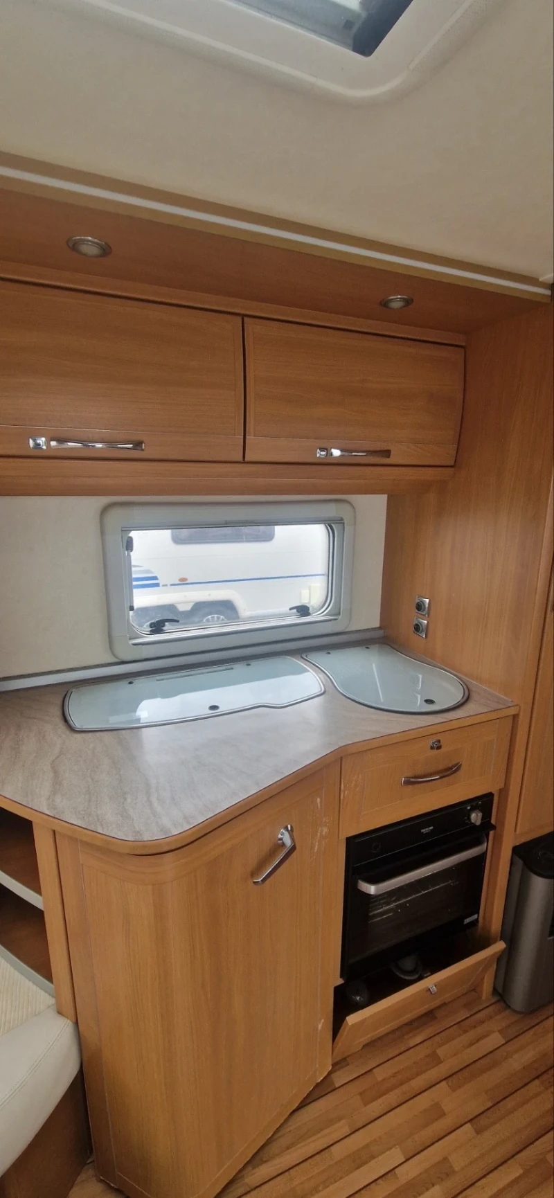 Каравана Tabbert Princess , снимка 9 - Каравани и кемпери - 52488053