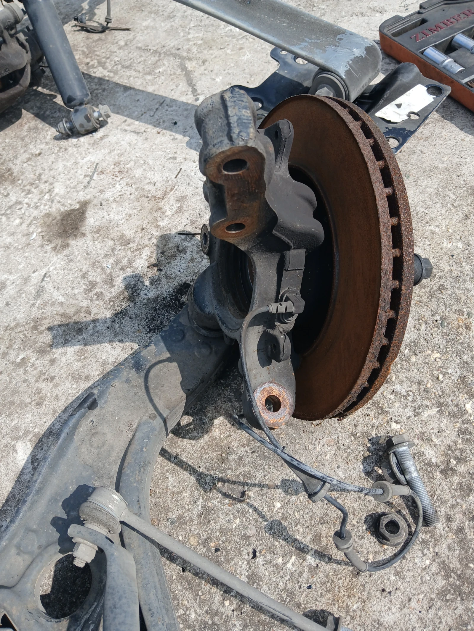 Шенкел ляв Renault Master 2.3 dci 2016г , снимка 2 - Части - 55141715