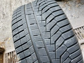 Гуми Зимни 275/40R19, снимка 2 - Гуми и джанти - 39109123